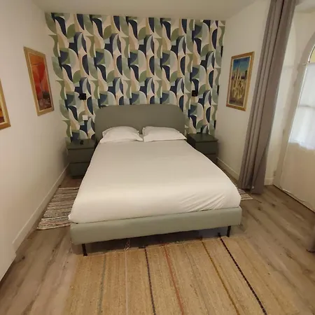 Sur Patio Au Coeur Des Chartrons Apartment *