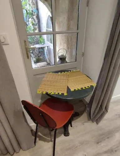 Appartement Sur Patio Au Coeur Des Chartrons Bordeaux