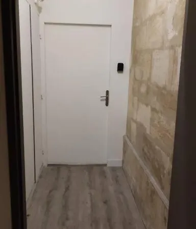 Sur Patio Au Coeur Des Chartrons *