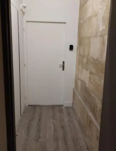 Sur Patio Au Coeur Des Chartrons *